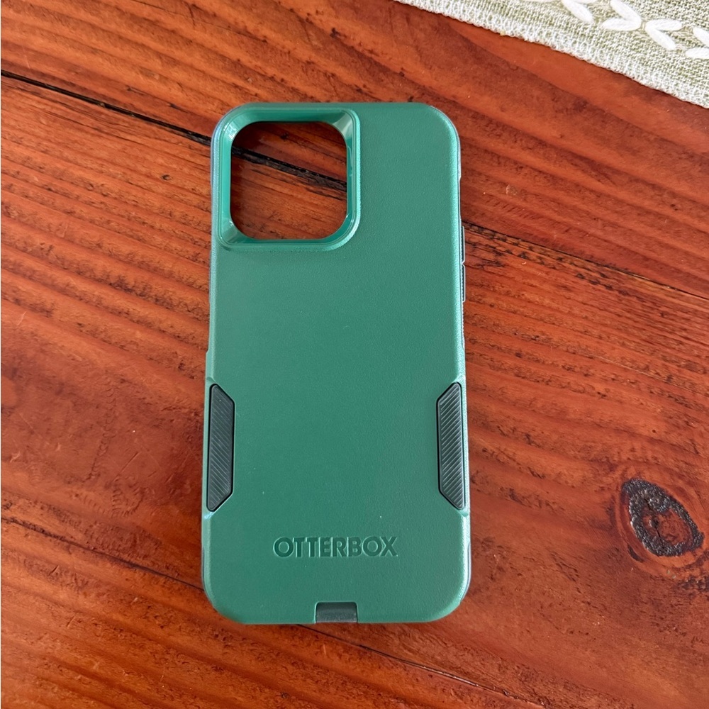 Otterbox Forest Greene iPhone 15 Max Phone Case Drop Shock Proof Minimal Wear
